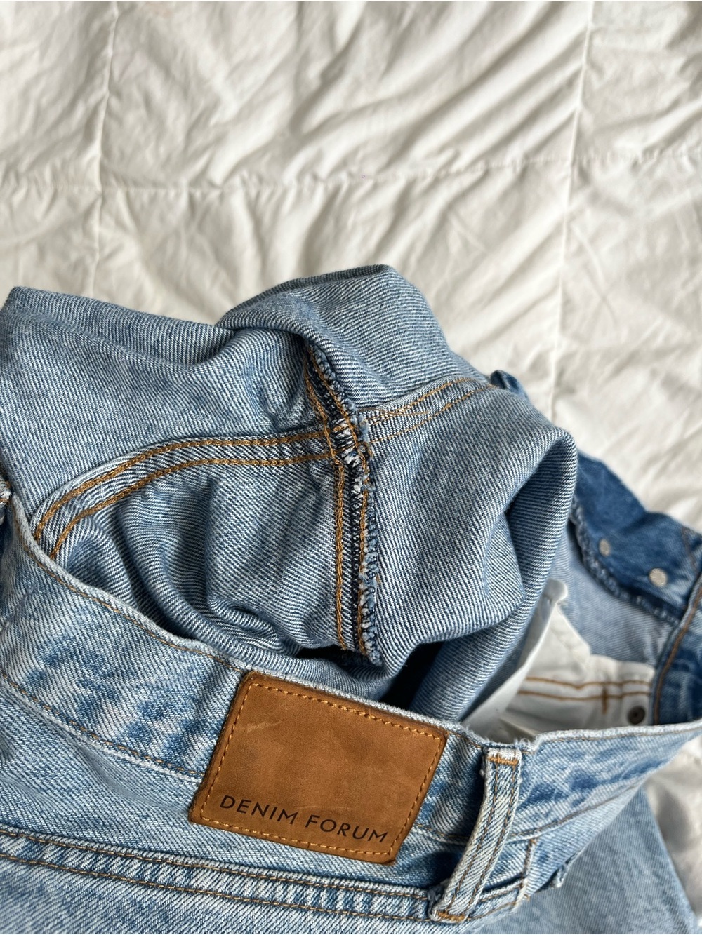 Denim Forum Aritzia brand Jeans size 28 - Picture 6 of 8